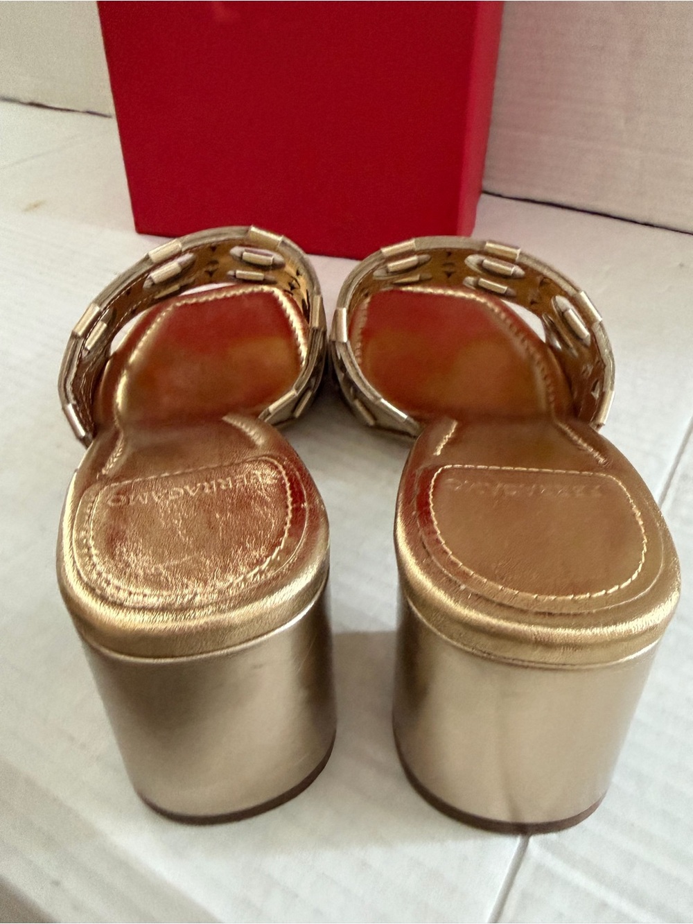 FERRAGAMO Gancini Erne 55 Metallic Gold Laser Cut Leather Slide Sandals 8 - Picture 7 of 11